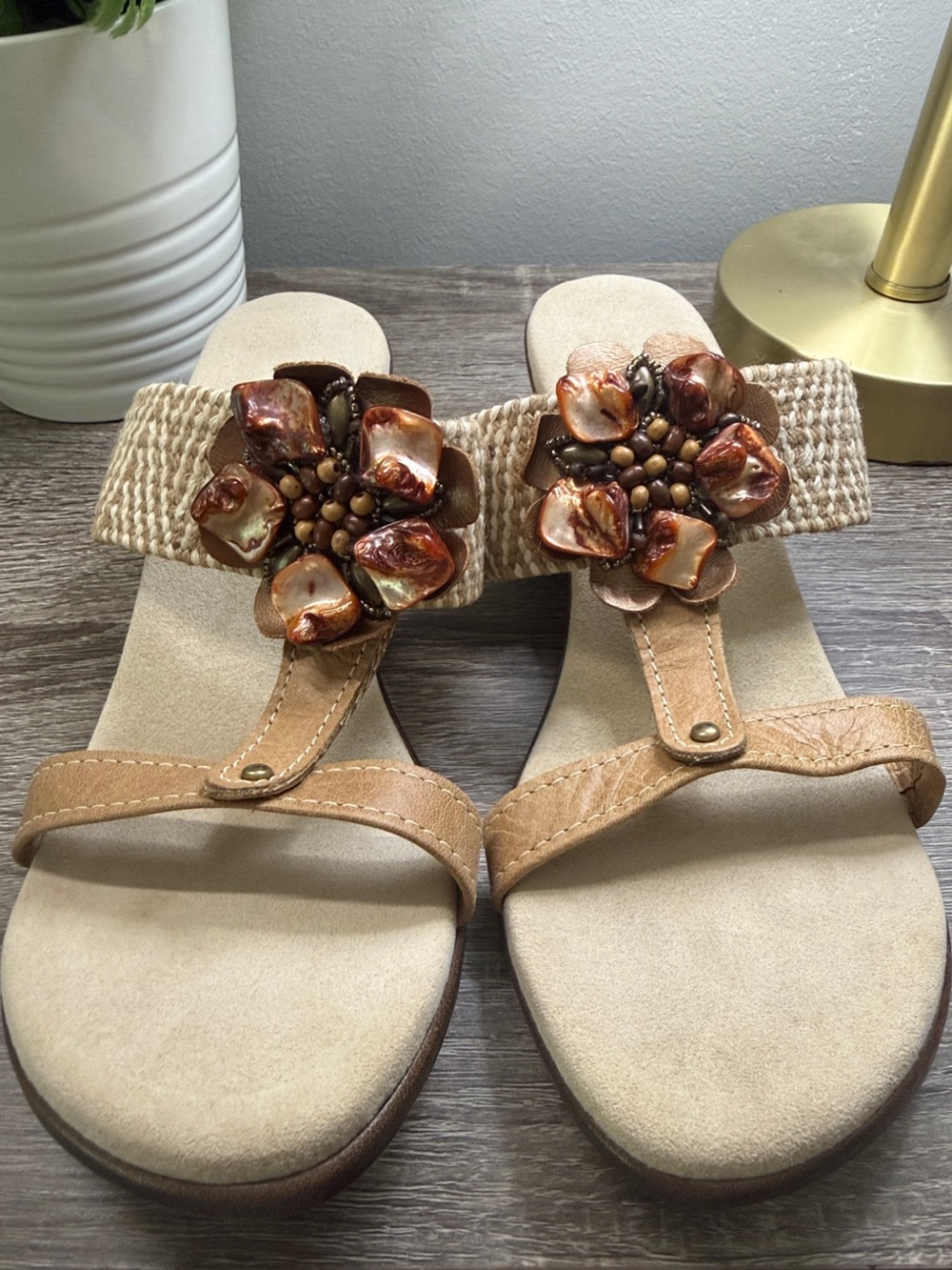 Island Slipper Women Boho Resort Wear Wedge Sandals Shell Flower Sz 9